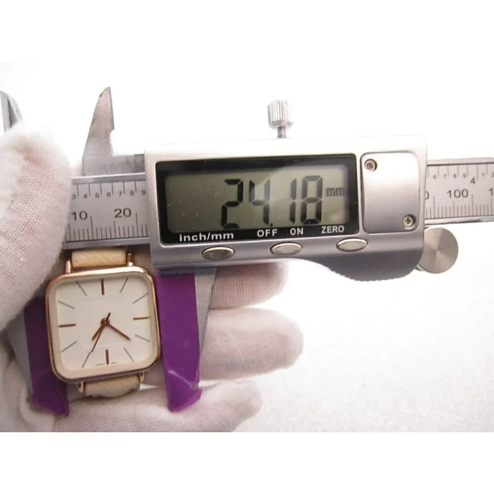 Women Charming‎ Charlie Quartz WR Analog Dial Causal Watch (G609)